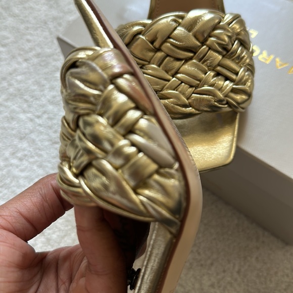 🔥Marc Fisher Gold Heel Sandals. - Picture 8 of 13